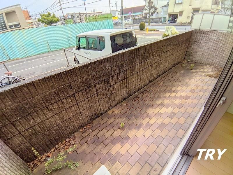 yz@