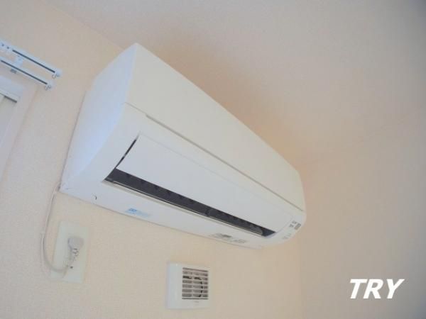 �y���̑��ݔ��z�@�G�A�R��