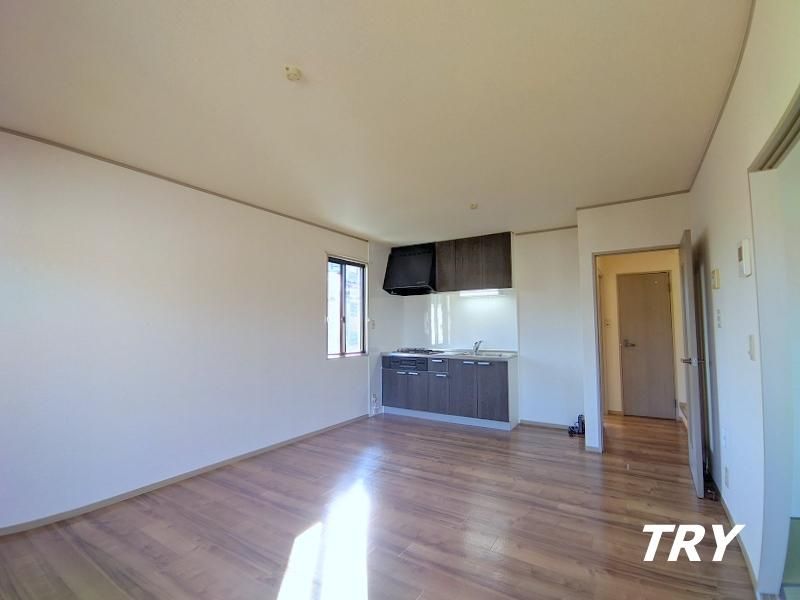 �y�����E���r���O�z�@