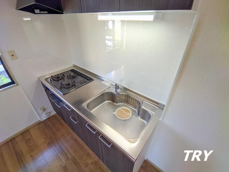 �y�L�b�`���z�@