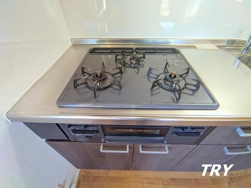 �y�L�b�`���z�@