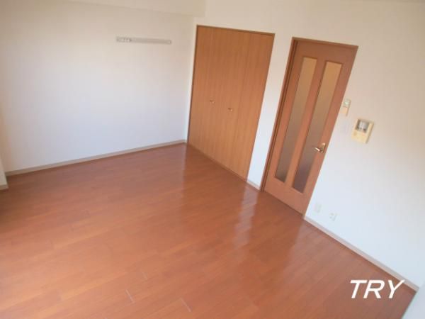 �y�Q���z�@