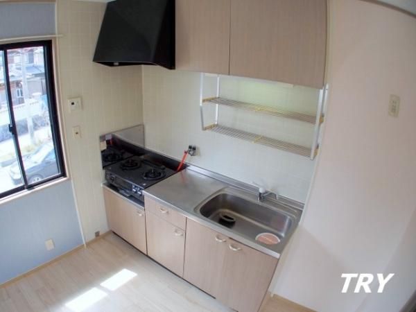 �y�L�b�`���z�@