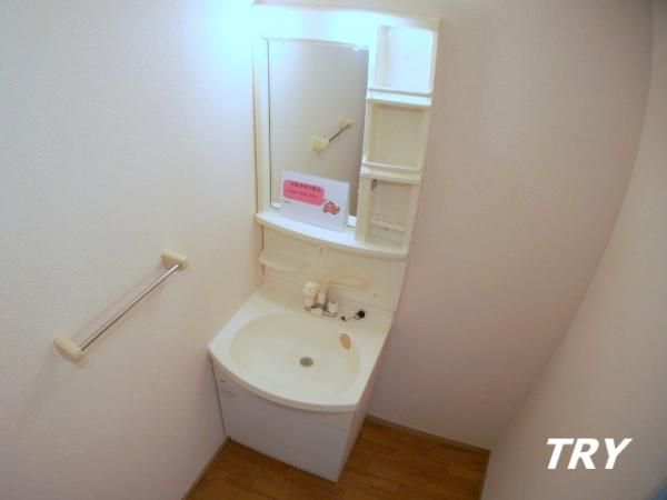 �y���ʏ��z�@�V�����v�[�h���b�T�[