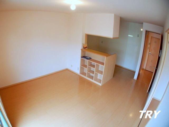 �y�����E���r���O�z�@