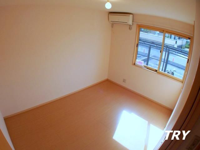 �y�Q���z�@