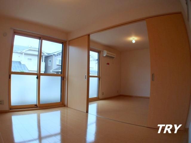 �y�Q���z�@