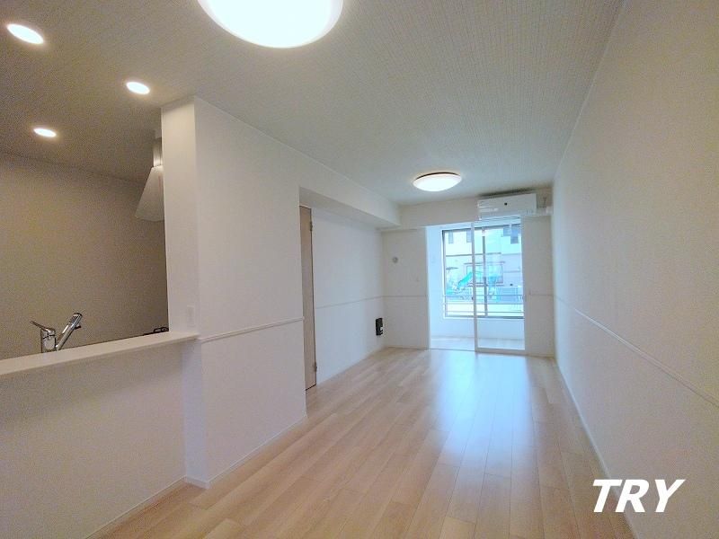 �y���ԁE���r���O�z�@