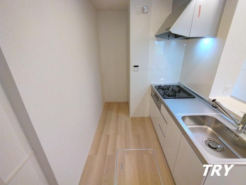 �y�L�b�`���z�@