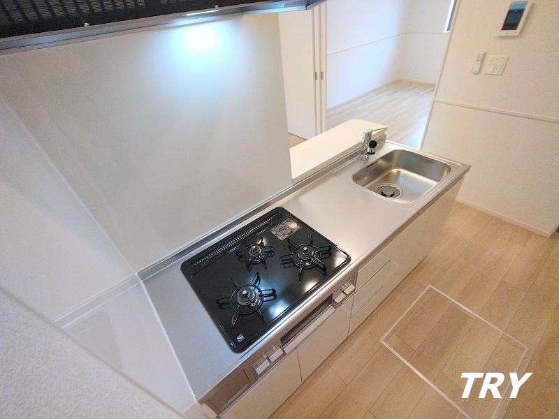 �y�L�b�`���z�@