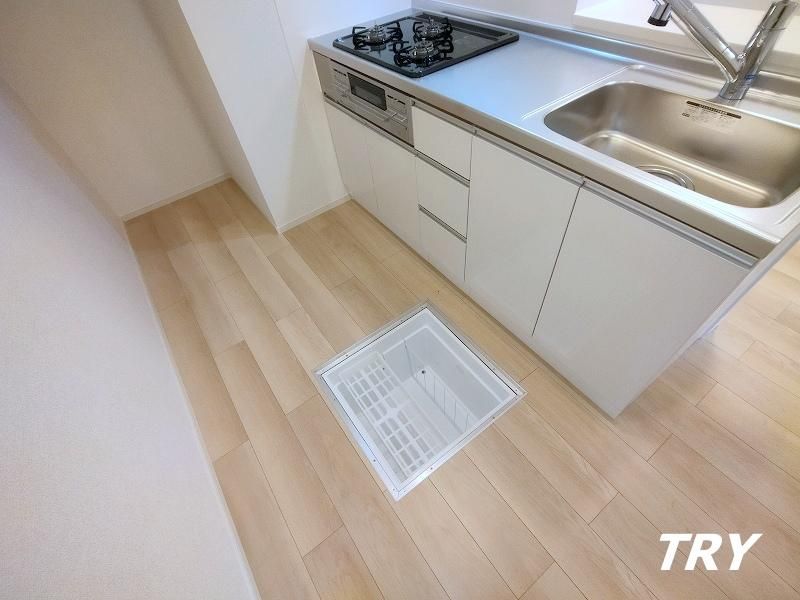 �y���[�z�@