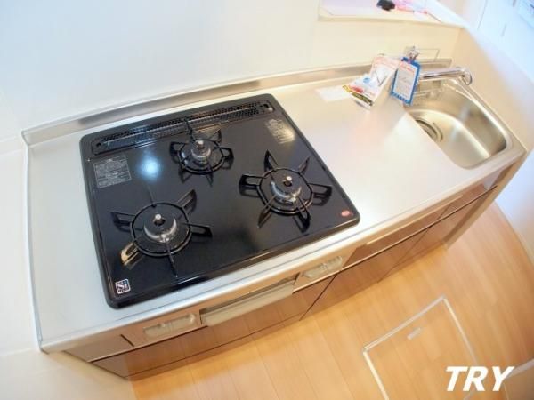 �y�L�b�`���z�@