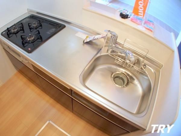 �y�L�b�`���z�@