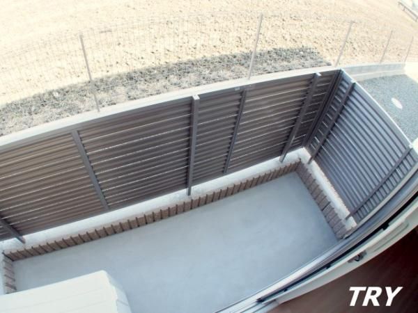 �y��z�@�e���X