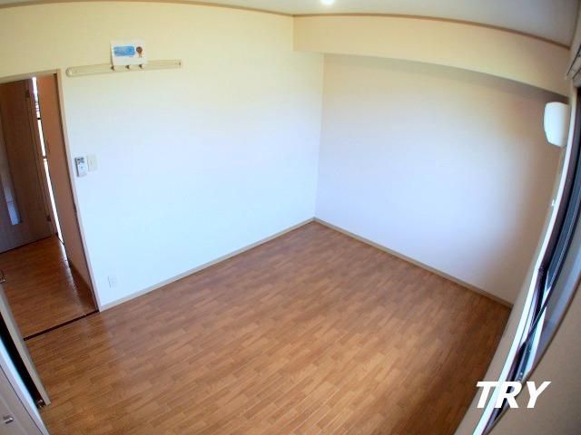 �y�Q���z�@