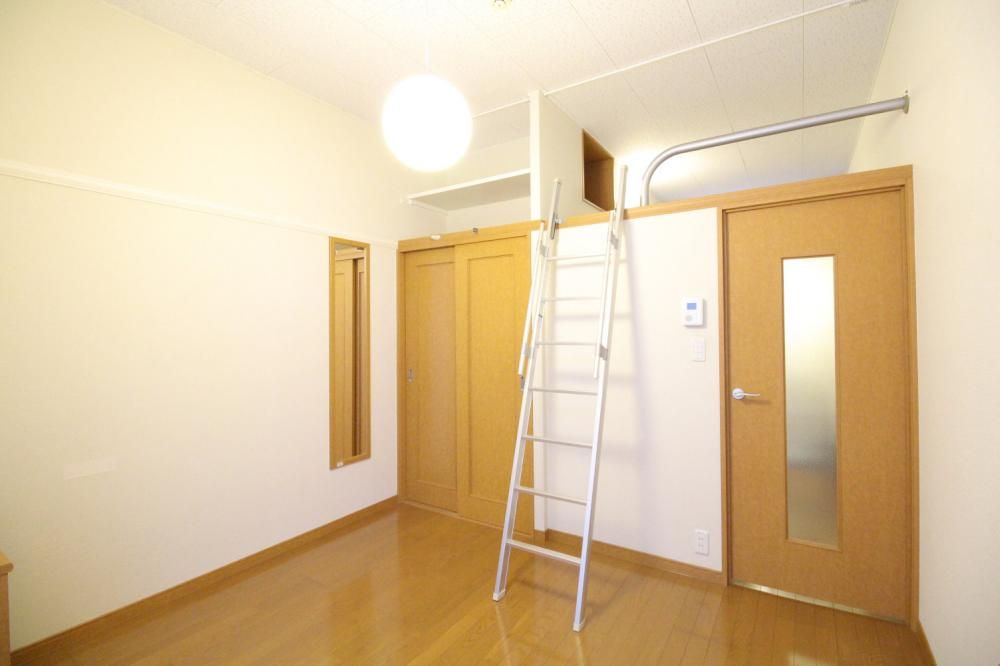 �y���̑������E�X�y�[�X�z�@