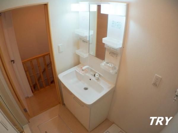 �y���ʏ��z�@�V�����v�[�h���b�T�[