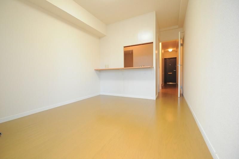 �y���ԁE���r���O�z�@