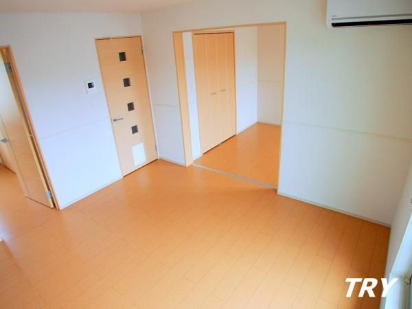 �y�����E���r���O�z�@���r���O�@11.9���@�G�A�R���t�@���]�^�C�v