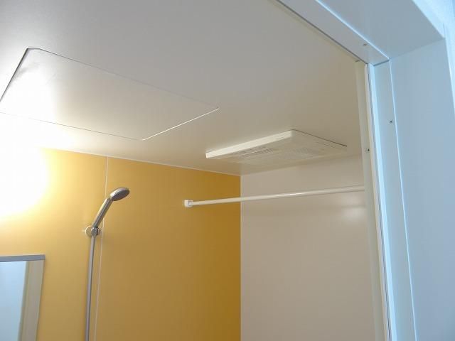 �y���̑��ݔ��z�@