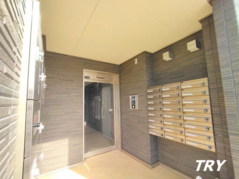 �y�G���g�����X�z�@