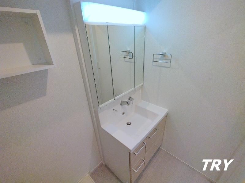 �y���ʏ��z�@