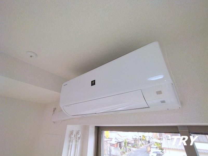 �y���̑��ݔ��z�@