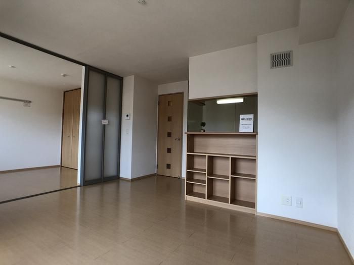 �y���ԁE���r���O�z�@