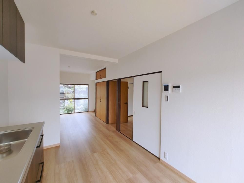 �y���ԁE���r���O�z�@