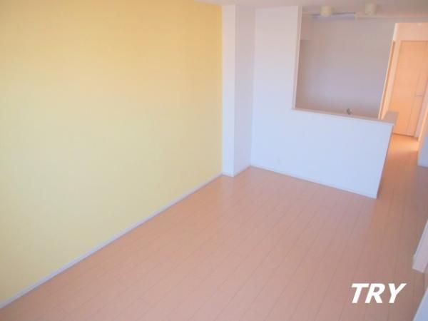 �y���ԁE���r���O�z�@