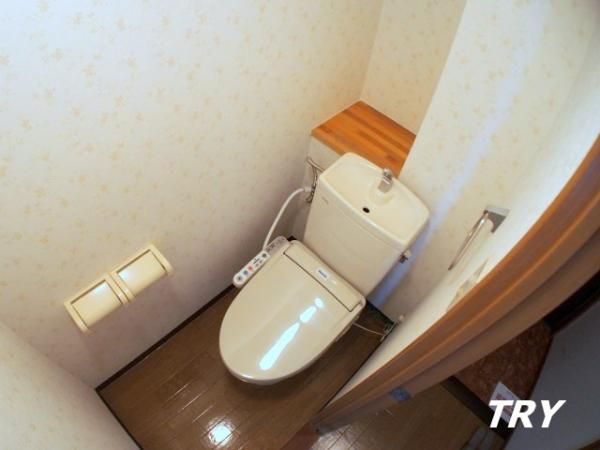 �y�g�C���z�@