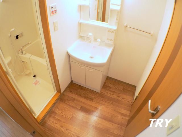 �y���ʏ��z�@