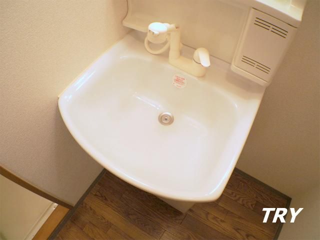 �y���ʏ��z�@