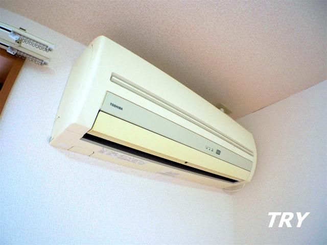 �y���̑��ݔ��z�@