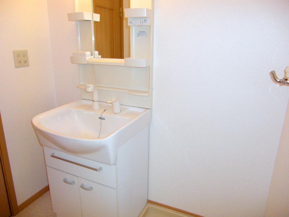 �y���ʏ��z�@