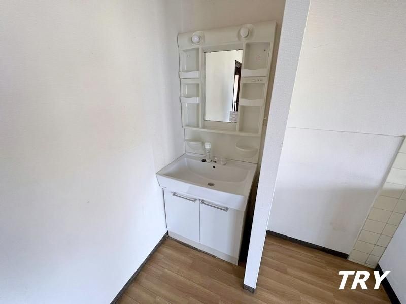 �y���ʏ��z�@