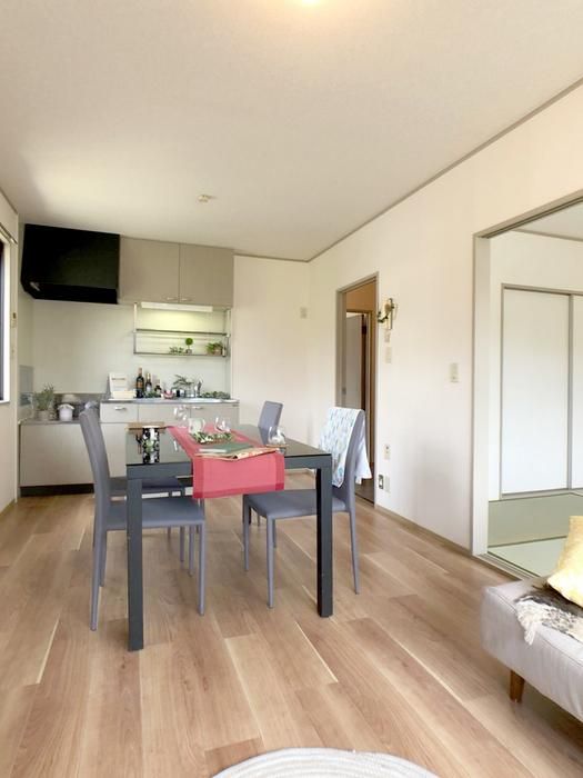 �y���ԁE���r���O�z�@