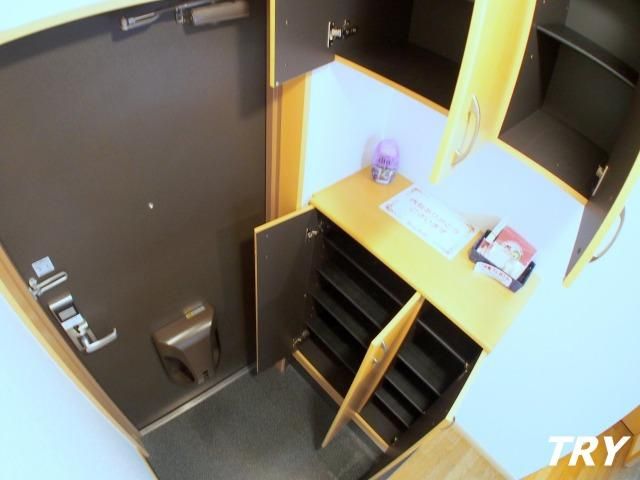 �y���[�z�@