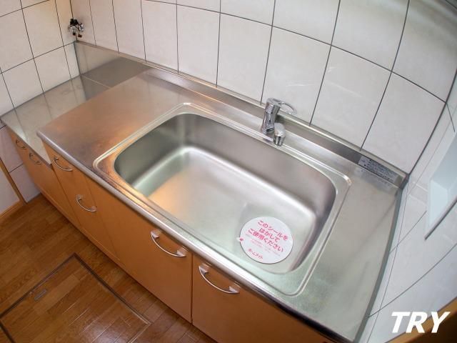 �y�L�b�`���z�@