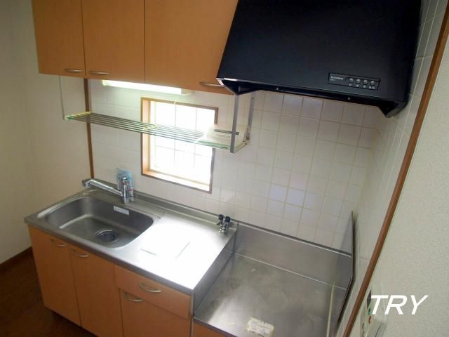 �y�L�b�`���z�@