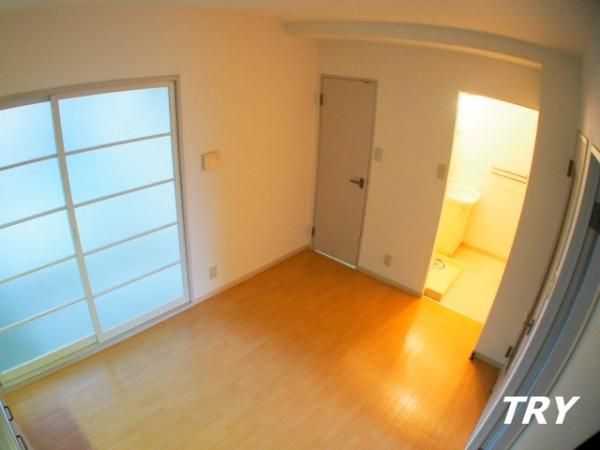 �y�����E���r���O�z�@�_�C�j���O6.1��
