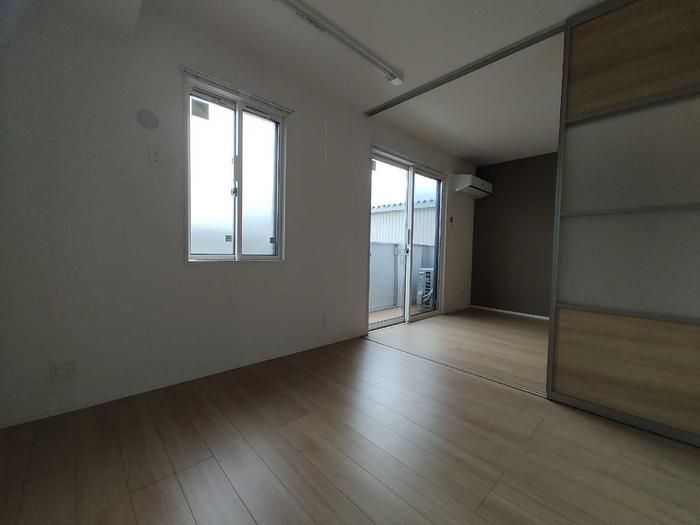 �y���̑������E�X�y�[�X�z�@