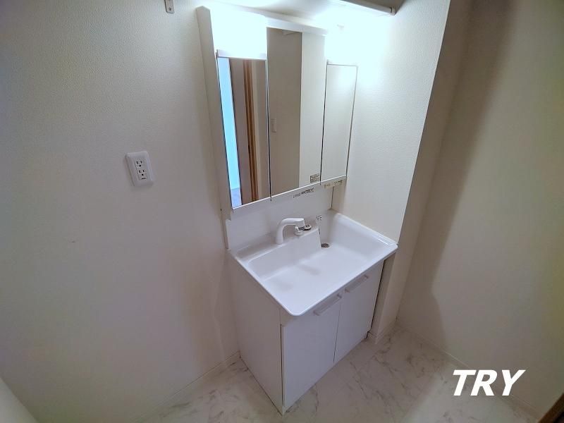 �y���ʏ��z�@