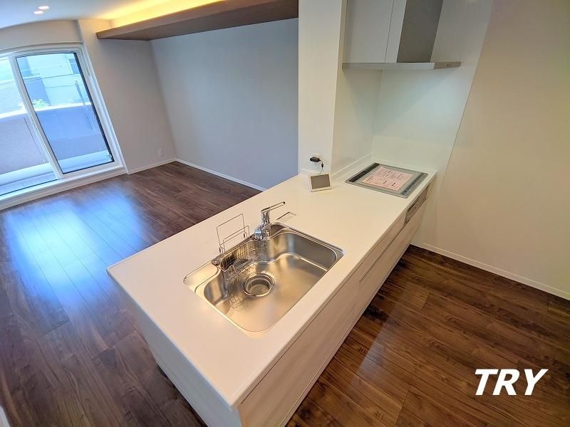 �y�L�b�`���z�@