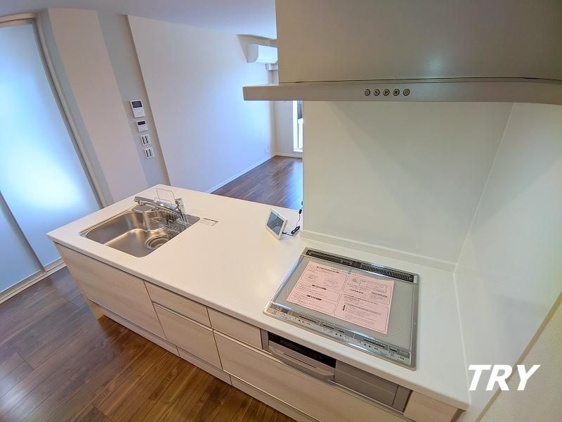 �y�L�b�`���z�@