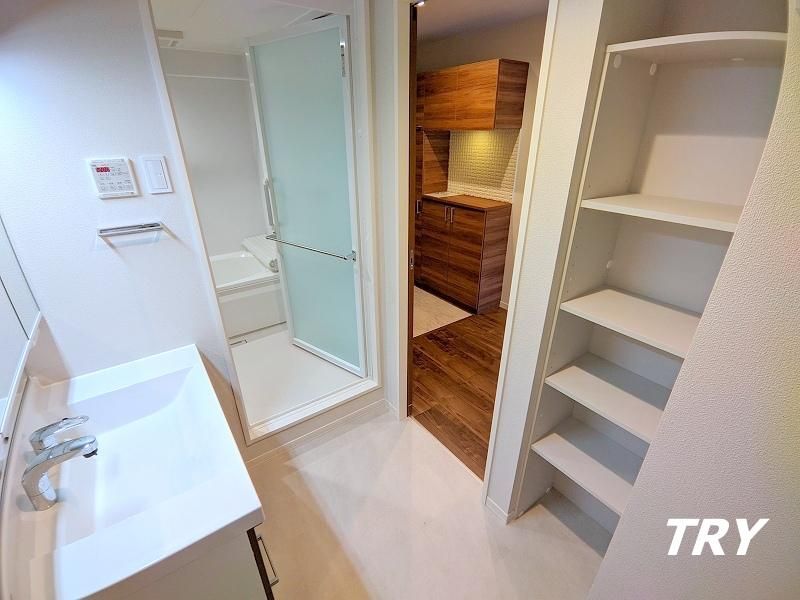 �y���ʏ��z�@