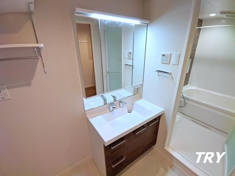 �y���ʏ��z�@