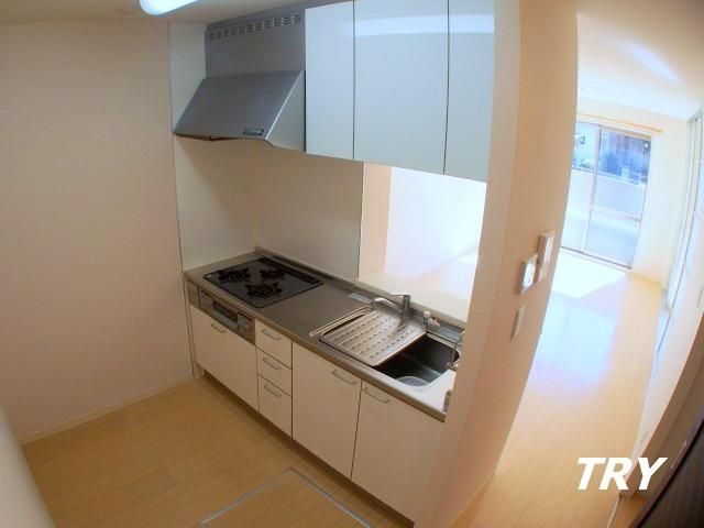 �y�L�b�`���z�@