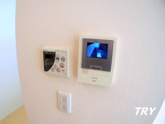 �y���̑��ݔ��z�@