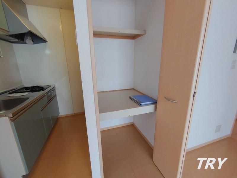 �y���[�z�@